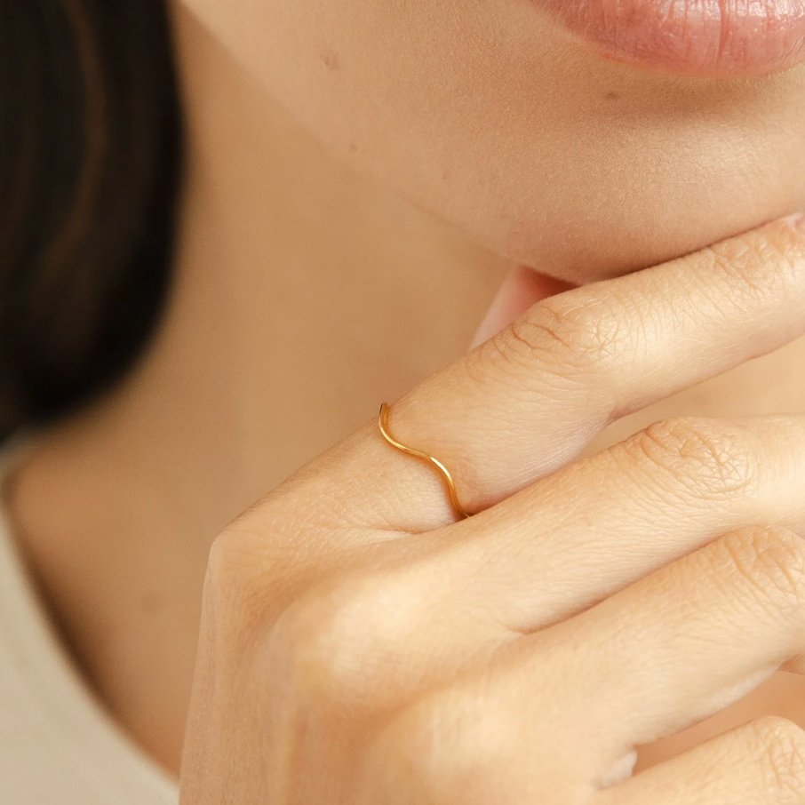 Anello a strati in oro Tina