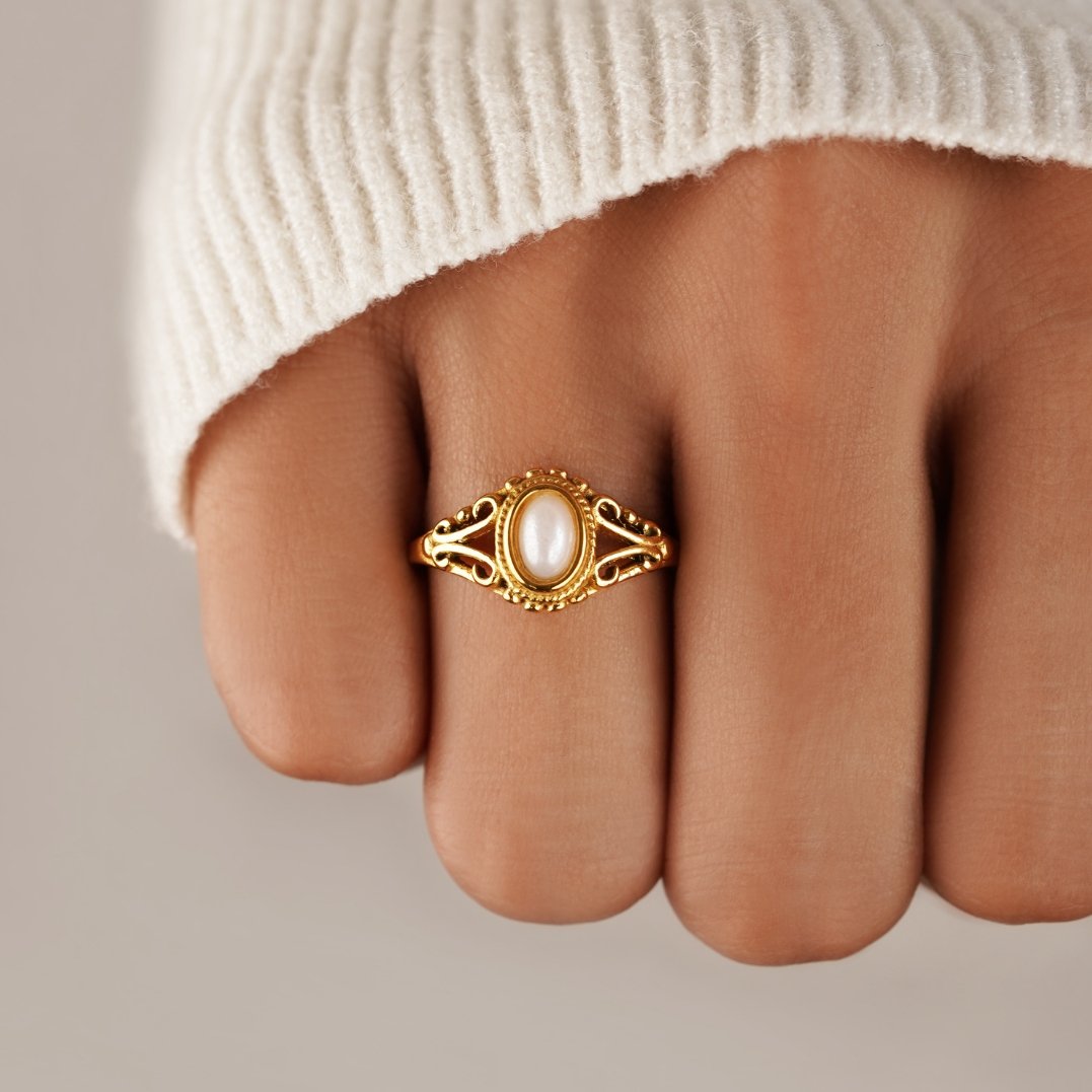 Anello elegante in stile retrò