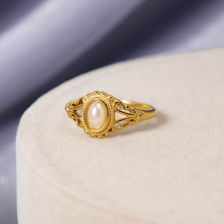 Anello elegante in stile retrò