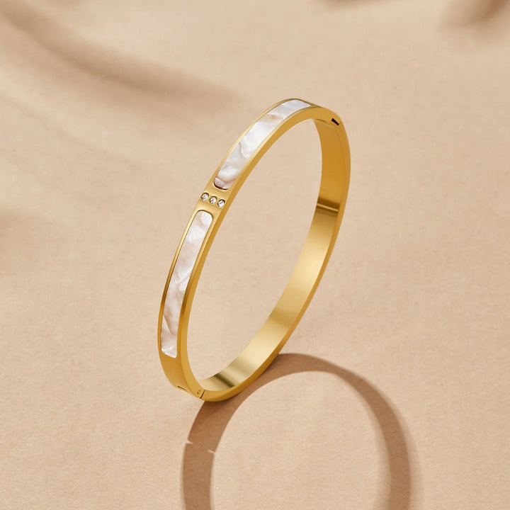 Bracciale rigido in oro Sahara di colore bianco