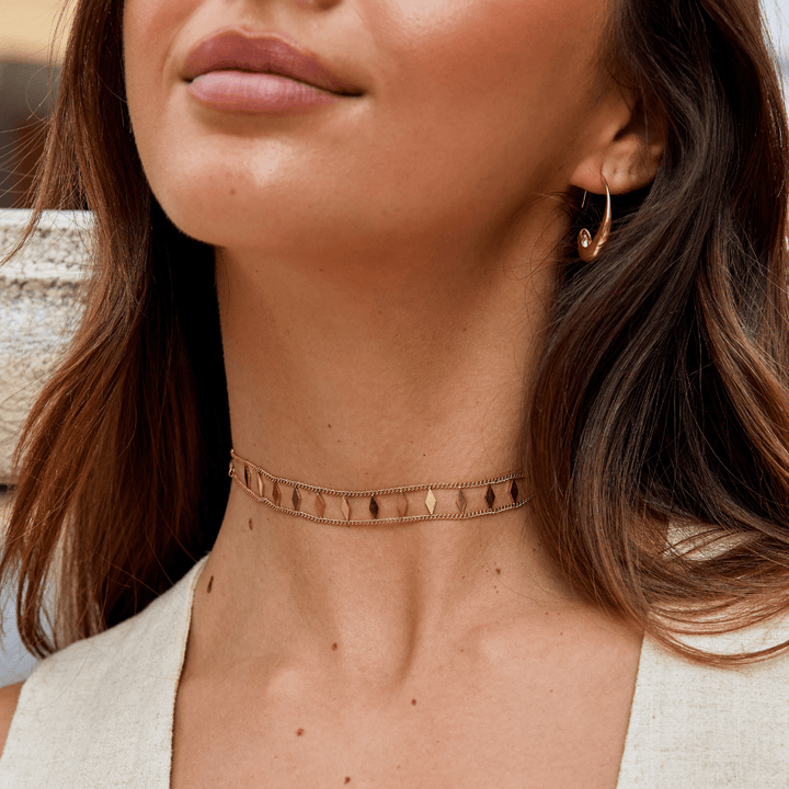 Collana corta dorata Zara